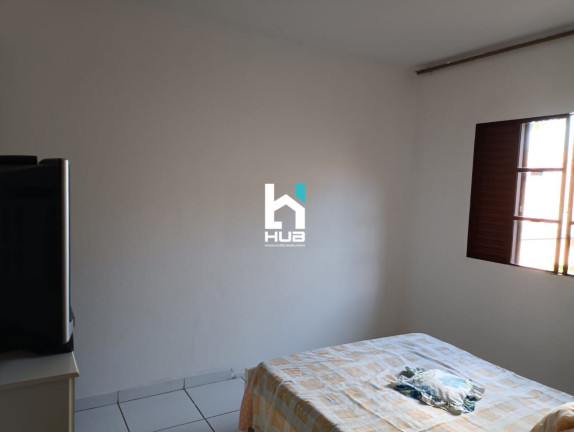 Imagem Casa com 3 Quartos à Venda, 70 m²