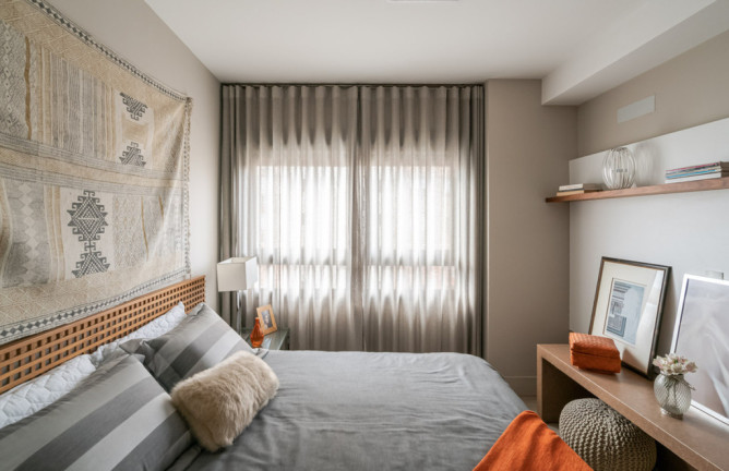 Imagem Imóvel com 3 Quartos à Venda, 110 m² em Menino Deus - Porto Alegre Imagem Imóvel com 3 Quartos à Venda, 110 m² em Menino Deus - Porto Alegre