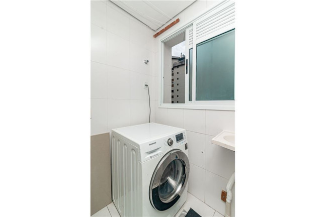 Imagem Apartamento com 3 Quartos à Venda, 112 m² em Moinhos De Vento - Porto Alegre
