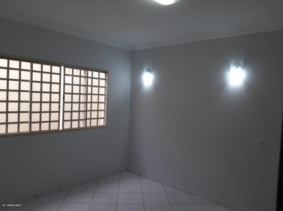 Imagem Casa com 3 Quartos à Venda, 360 m² em Setor Faiçalville - Goiânia Imagem Casa com 3 Quartos à Venda, 360 m² em Setor Faiçalville - Goiânia