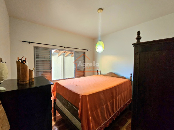 Imagem Casa com 3 Quartos à Venda, 256 m² em Jardim Itamaraty - Mogi Guaçu Imagem Casa com 3 Quartos à Venda, 256 m² em Jardim Itamaraty - Mogi Guaçu