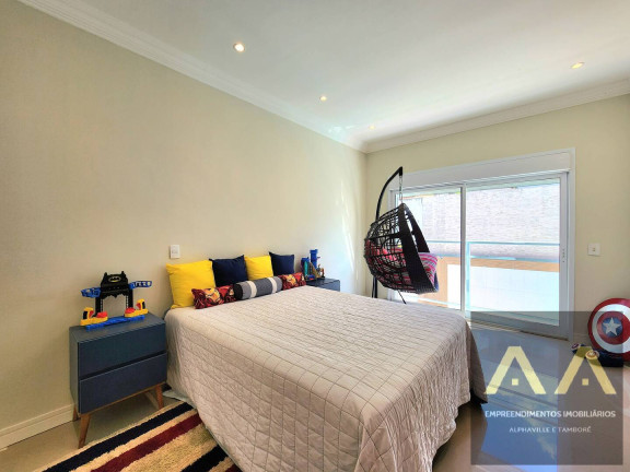 Imagem Casa com 4 Quartos à Venda, 300 m² em Alphaville - Barueri