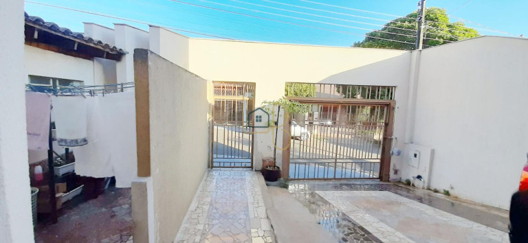 Imagem Casa com 3 Quartos à Venda, 236 m² em Jardim Delta - Londrina Imagem Casa com 3 Quartos à Venda, 236 m² em Jardim Delta - Londrina