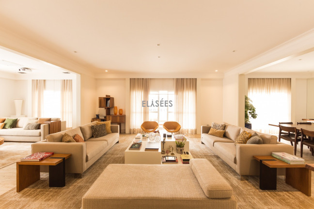 Apartamento com 3 Quartos à Venda, 28.000 m² em Vila Nova Conceição - São Paulo