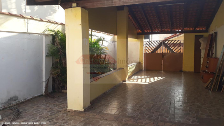 Imagem Casa com 5 Quartos à Venda, 200 m² em Jardim Humaita - Taubaté Imagem Casa com 5 Quartos à Venda, 200 m² em Jardim Humaita - Taubaté
