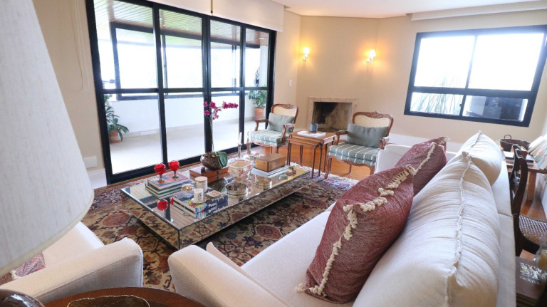 Imagem Apartamento com 4 Quartos à Venda, 234 m² em Paraíso Do Morumbi - São Paulo
