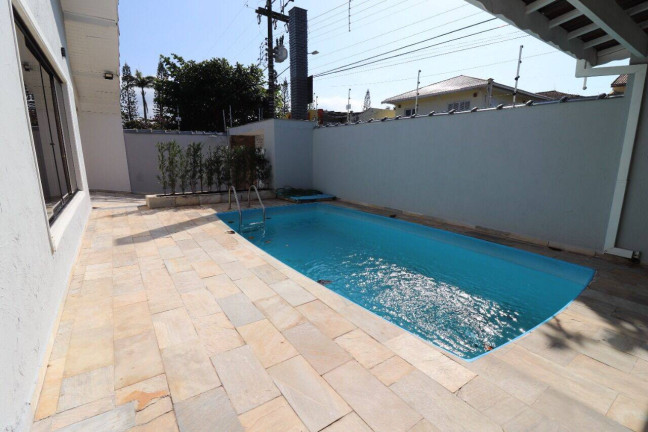Imagem Casa com 3 Quartos à Venda, 260 m² em Parque Turistico - Peruíbe Imagem Casa com 3 Quartos à Venda, 260 m² em Parque Turistico - Peruíbe