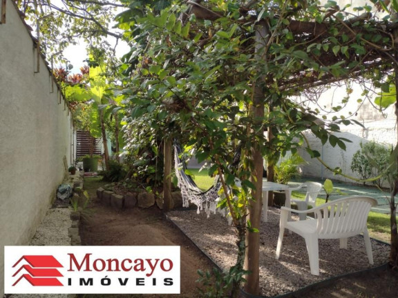 Imagem Casa com 2 Quartos à Venda, 448 m² em Centro - Caraguatatuba Imagem Casa com 2 Quartos à Venda, 448 m² em Centro - Caraguatatuba