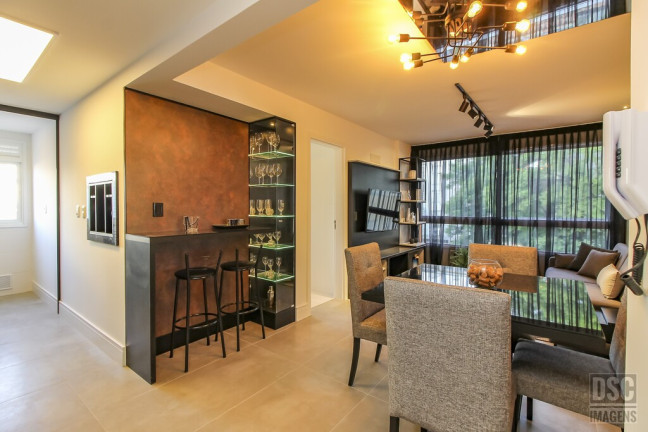 Imagem Apartamento com 2 Quartos à Venda, 74 m² em Passo Da Areia - Porto Alegre