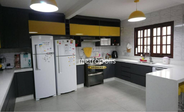 Imagem Sobrado com 3 Quartos à Venda, 495 m² em Campestre - Santo André