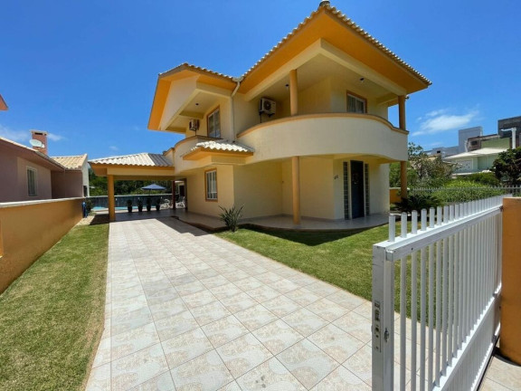 Imagem Casa com 5 Quartos à Venda, 245 m² em Governador Celso Ramos - Governador Celso Ramos Imagem Casa com 5 Quartos à Venda, 245 m² em Governador Celso Ramos - Governador Celso Ramos