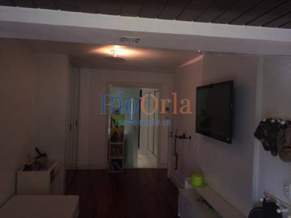Imagem Apartamento com 4 Quartos à Venda, 167 m² em Barra Da Tijuca - Rio De Janeiro Imagem Apartamento com 4 Quartos à Venda, 167 m² em Barra Da Tijuca - Rio De Janeiro