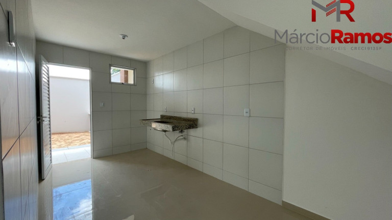 Imagem Casa com 4 Quartos à Venda, 127 m² em Centro - Eusébio Imagem Casa com 4 Quartos à Venda, 127 m² em Centro - Eusébio