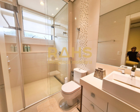 Imagem Apartamento com 3 Quartos à Venda, 307 m² em Atiradores - Joinville