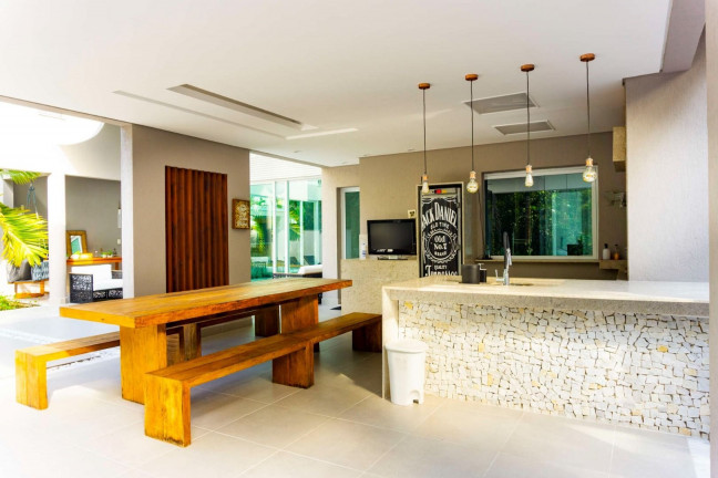 Imagem Casa com 6 Quartos à Venda, em Riviera - Bertioga Imagem Casa com 6 Quartos à Venda, em Riviera - Bertioga