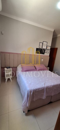 Imagem Casa com 3 Quartos à Venda, 175 m² em Vila Branca - Jacareí