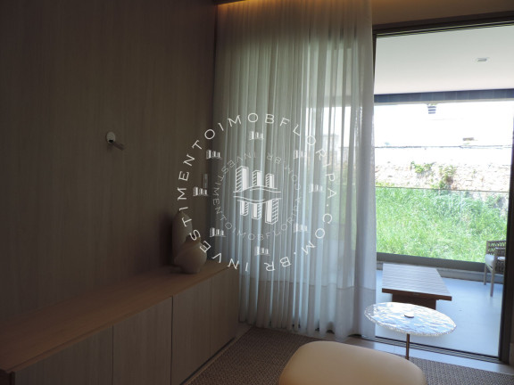 Imagem Cobertura com 3 Quartos à Venda, 180 m² em Jurerê - Florianópolis Imagem Cobertura com 3 Quartos à Venda, 180 m² em Jurerê - Florianópolis