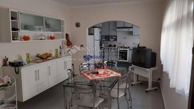 Imagem Sobrado com 3 Quartos à Venda, 398 m² em Vila Galvão - Guarulhos Imagem Sobrado com 3 Quartos à Venda, 398 m² em Vila Galvão - Guarulhos