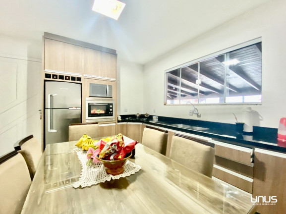 Imagem Casa com 7 Quartos à Venda, 360 m² em Ipiranga - São José Imagem Casa com 7 Quartos à Venda, 360 m² em Ipiranga - São José