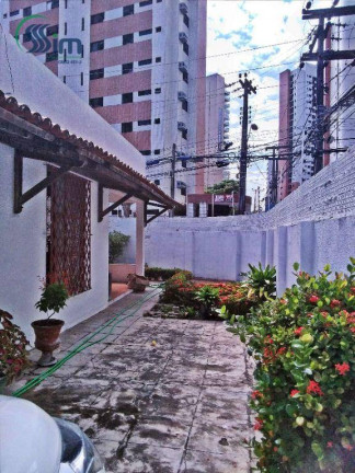 Imagem Casa com 4 Quartos à Venda, 151 m² em Cocó - Fortaleza Imagem Casa com 4 Quartos à Venda, 151 m² em Cocó - Fortaleza