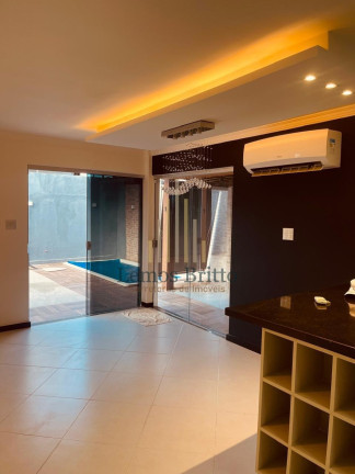 Imagem Casa com 4 Quartos à Venda, 145 m² em Buraquinho - Lauro De Freitas Imagem Casa com 4 Quartos à Venda, 145 m² em Buraquinho - Lauro De Freitas