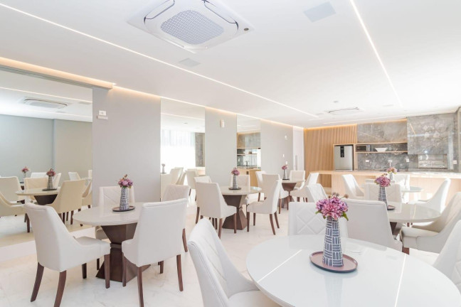 Imagem Apartamento com 4 Quartos à Venda, 246 m² em Cristo Rei - Curitiba Imagem Apartamento com 4 Quartos à Venda, 246 m² em Cristo Rei - Curitiba