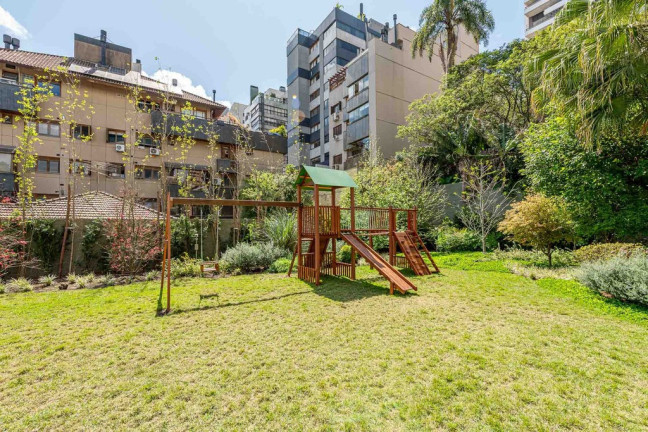 Imagem Apartamento com 3 Quartos à Venda, 317 m² em Petrópolis - Porto Alegre Imagem Apartamento com 3 Quartos à Venda, 317 m² em Petrópolis - Porto Alegre