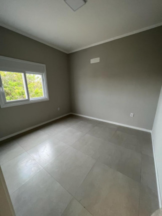 Imagem Sobrado com 3 Quartos à Venda, em Xangri-lá - Xangri-la Imagem Sobrado com 3 Quartos à Venda, em Xangri-lá - Xangri-la