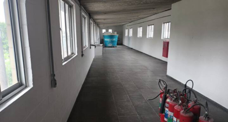 Imagem Galpão à Venda, 1.800 m² em Vila Nogueira - Diadema