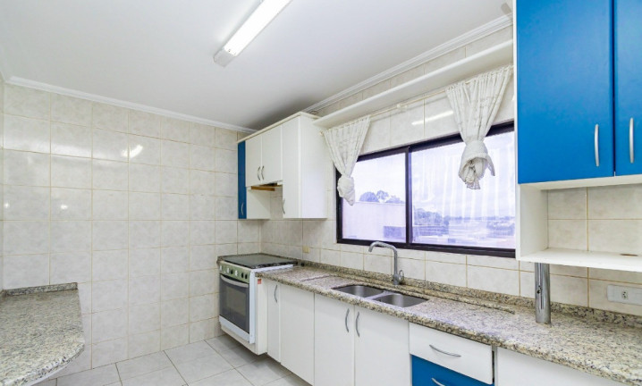 Imagem Sobrado com 3 Quartos para Alugar, 196 m² em Vista Alegre - Curitiba Imagem Sobrado com 3 Quartos para Alugar, 196 m² em Vista Alegre - Curitiba
