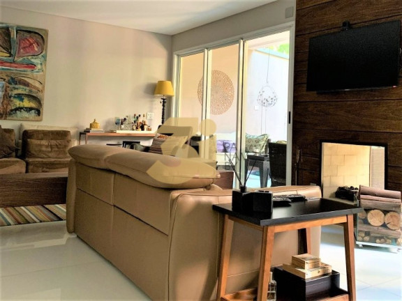 Imagem Casa de Condomínio com 3 Quartos à Venda, 350 m² em Real Parque - São Paulo Imagem Casa de Condomínio com 3 Quartos à Venda, 350 m² em Real Parque - São Paulo