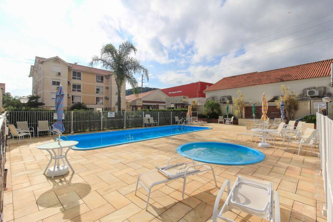 Imagem Apartamento com 3 Quartos à Venda, 52 m² em Hípica - Porto Alegre
