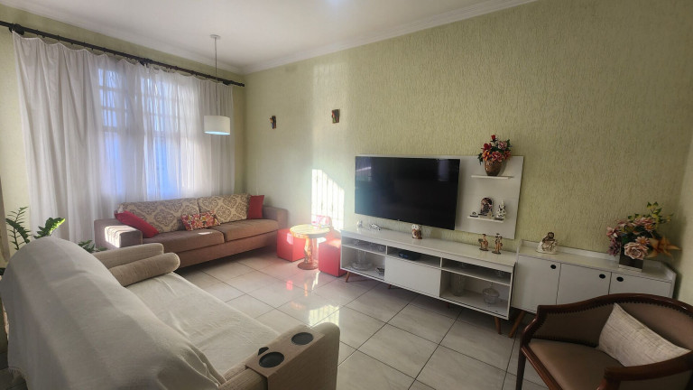 Imagem Casa com 4 Quartos à Venda, 220 m² em Gonzaga - Santos Imagem Casa com 4 Quartos à Venda, 220 m² em Gonzaga - Santos