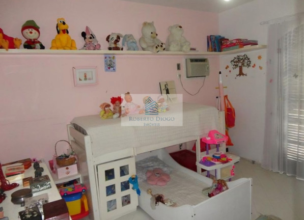 Imagem Casa com 4 Quartos à Venda, 330 m² em Santa Rosa - Niterói Imagem Casa com 4 Quartos à Venda, 330 m² em Santa Rosa - Niterói