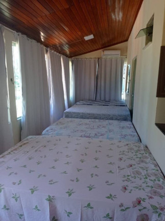 Sobrado com 3 Quartos à Venda, 350 m² em Olivença - Ilhéus