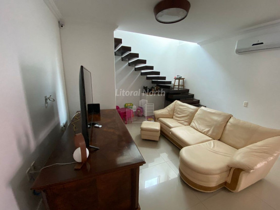 Imagem Casa com 3 Quartos à Venda, 231 m² em São João - Itajaí Imagem Casa com 3 Quartos à Venda, 231 m² em São João - Itajaí