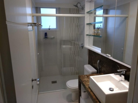 Imagem Imóvel com 3 Quartos à Venda, 142 m² em Centro - Balneário Camboriú Imagem Imóvel com 3 Quartos à Venda, 142 m² em Centro - Balneário Camboriú