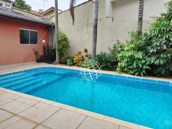 Imagem Casa com 4 Quartos à Venda, 330 m² em Vila Petrópolis - Atibaia Imagem Casa com 4 Quartos à Venda, 330 m² em Vila Petrópolis - Atibaia