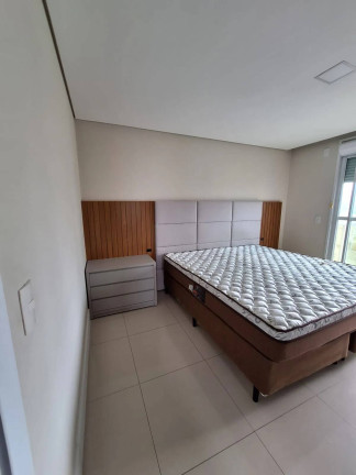 Imagem Apartamento com 3 Quartos para Alugar, 136 m² em Centro - Balneário Camboriú