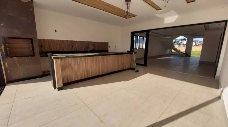 Imagem Casa com 4 Quartos à Venda, 440 m² em São João Da Boa Vista Imagem Casa com 4 Quartos à Venda, 440 m² em São João Da Boa Vista