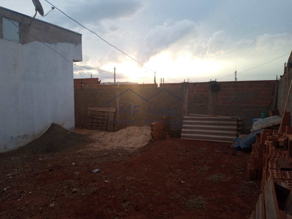 Imagem Casa com 2 Quartos à Venda, 180 m² em Terrazul Ba - Pirassununga Imagem Casa com 2 Quartos à Venda, 180 m² em Terrazul Ba - Pirassununga