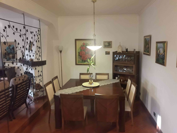 Imagem Casa com 4 Quartos à Venda, 350 m² em Aruã - Mogi Das Cruzes Imagem Casa com 4 Quartos à Venda, 350 m² em Aruã - Mogi Das Cruzes
