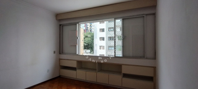 Imagem Apartamento com 2 Quartos à Venda, 105 m² em Centro - Florianópolis Imagem Apartamento com 2 Quartos à Venda, 105 m² em Centro - Florianópolis
