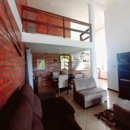 Imagem Imóvel com 3 Quartos à Venda, 205 m² em Cerrito - Santa Maria Imagem Imóvel com 3 Quartos à Venda, 205 m² em Cerrito - Santa Maria