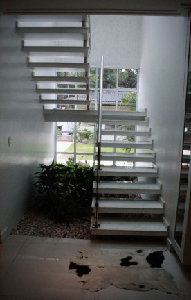 Imagem Casa com 4 Quartos à Venda, 239 m² em Aldeia Da Fazendinha - Carapicuíba Imagem Casa com 4 Quartos à Venda, 239 m² em Aldeia Da Fazendinha - Carapicuíba