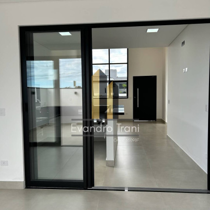 Imagem Casa com 3 Quartos à Venda, 275 m² em Loteamento Floresta - São José Dos Campos