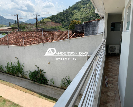 Imagem Casa com 3 Quartos à Venda, 180 m² em Centro - Caraguatatuba Imagem Casa com 3 Quartos à Venda, 180 m² em Centro - Caraguatatuba