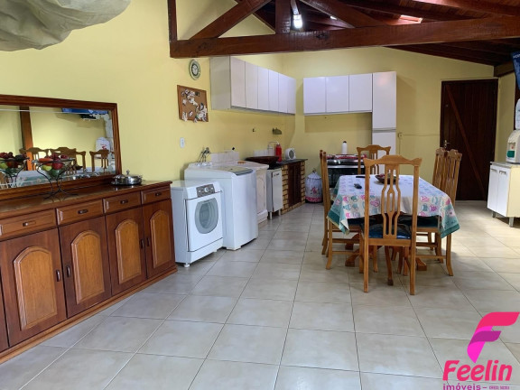 Imagem Casa com 3 Quartos à Venda, 148 m² em Campeche - Florianópolis Imagem Casa com 3 Quartos à Venda, 148 m² em Campeche - Florianópolis