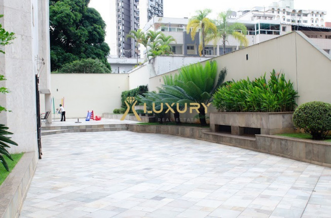 Imagem Imóvel com 4 Quartos à Venda, 221 m² em Savassi - Belo Horizonte Imagem Imóvel com 4 Quartos à Venda, 221 m² em Savassi - Belo Horizonte
