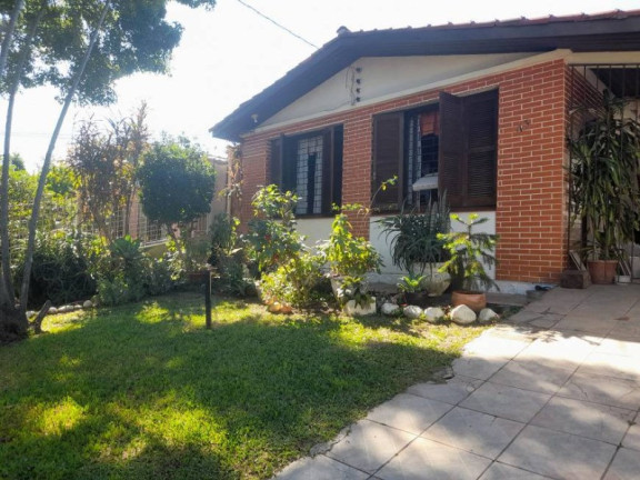 Imagem Casa com 3 Quartos à Venda, 135 m² em Vila Ipiranga - Porto Alegre Imagem Casa com 3 Quartos à Venda, 135 m² em Vila Ipiranga - Porto Alegre
